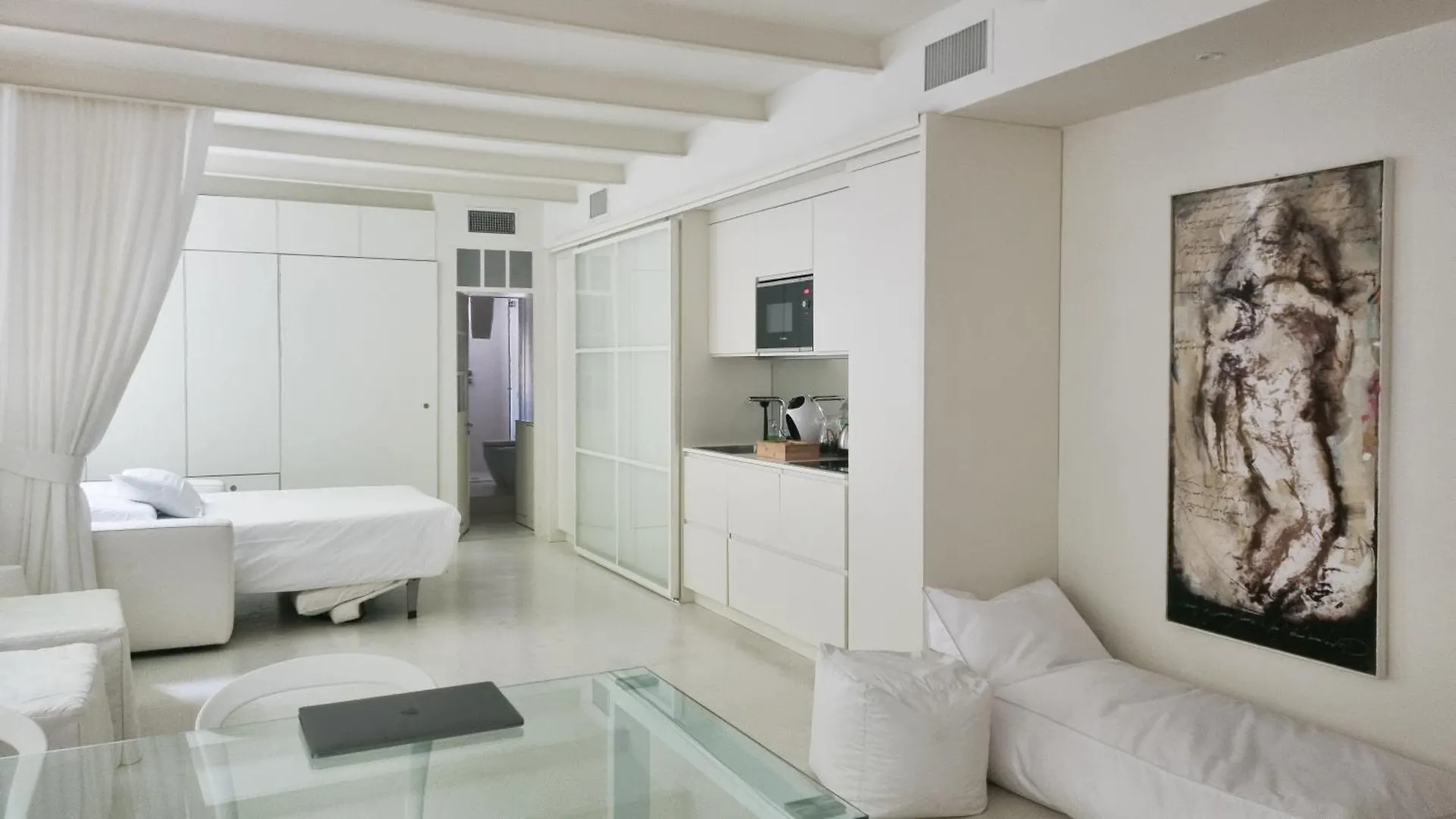 Sant'Agnese Atelier Apartment Milan
